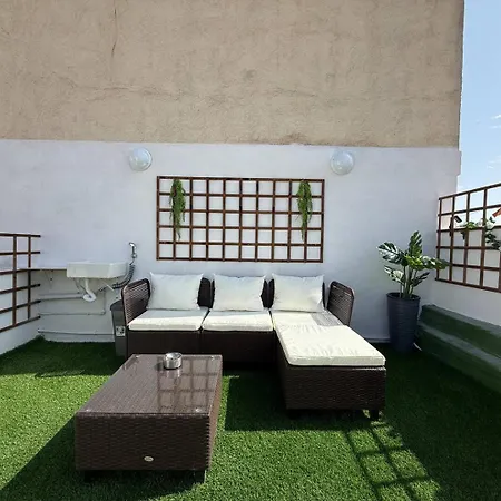 Дом отдыха Promenade 2bed Townhouse By Homely! Слима