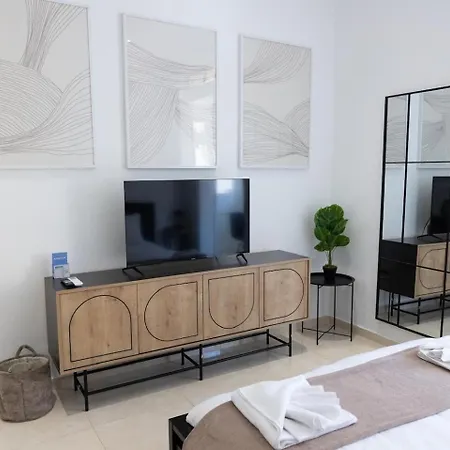 Promenade 2bed Townhouse By Homely!
