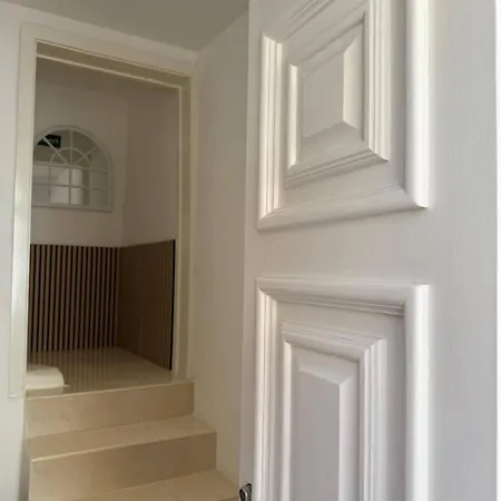 Promenade 2bed Townhouse By Homely!